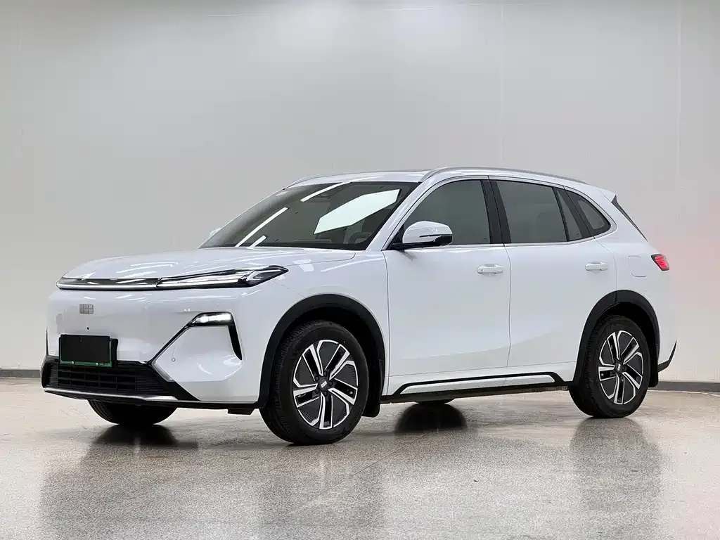 Geely Galaxy Xingjian 7 — фото 1
