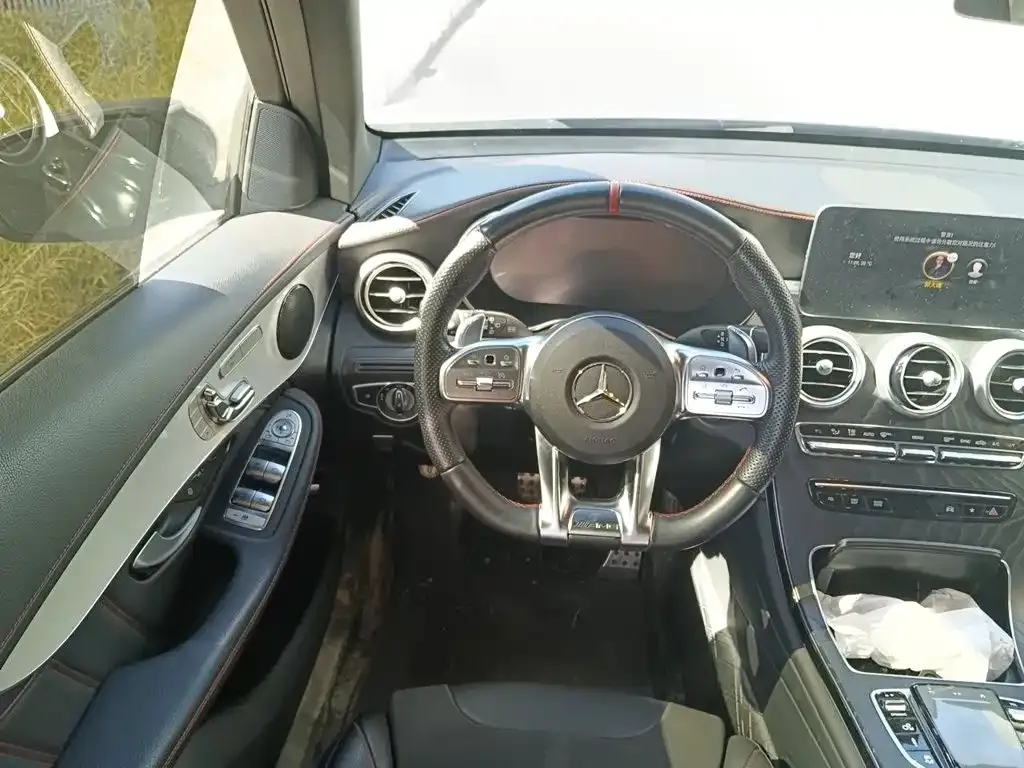 Mercedes-Benz GLC AMG — фото 6