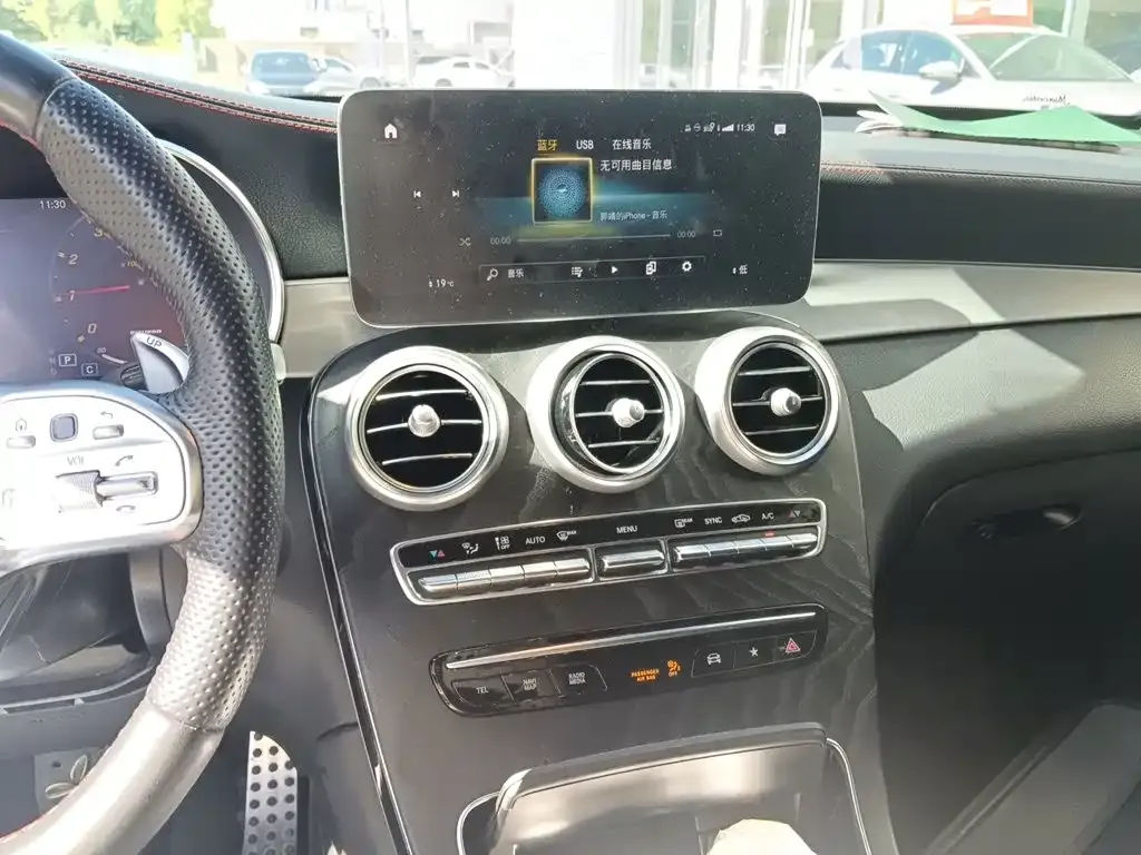 Mercedes-Benz GLC AMG — фото 10