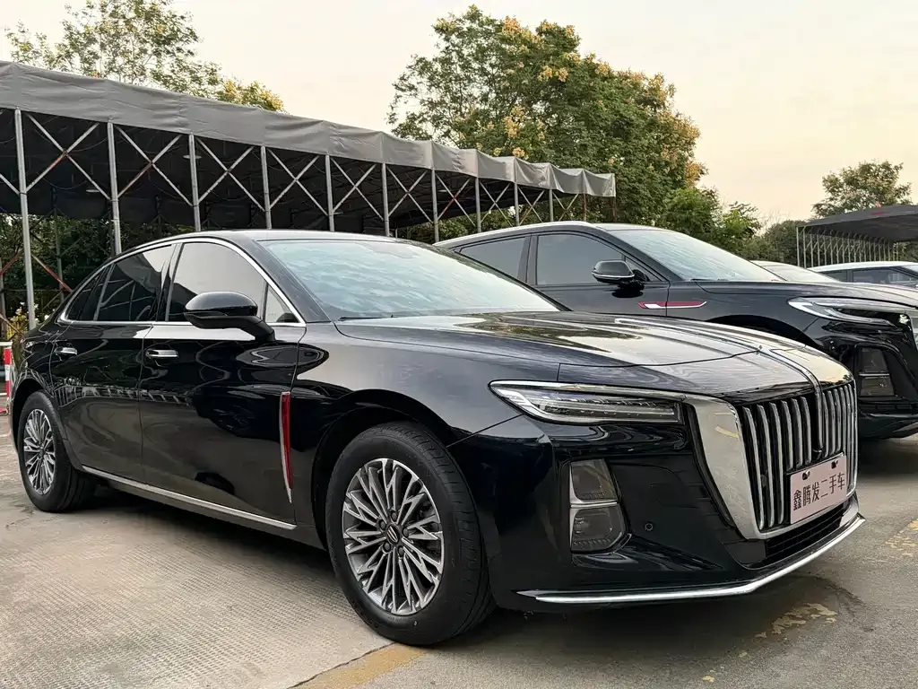 Hongqi H5 — фото 2