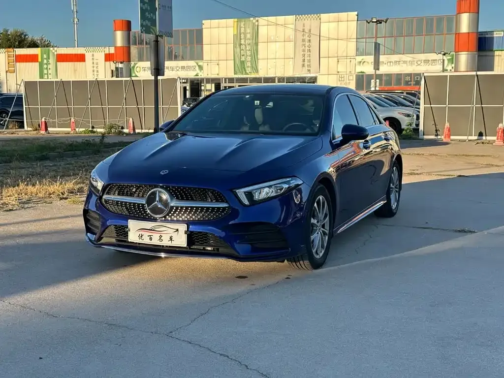 Mercedes-Benz A-Class — фото 1