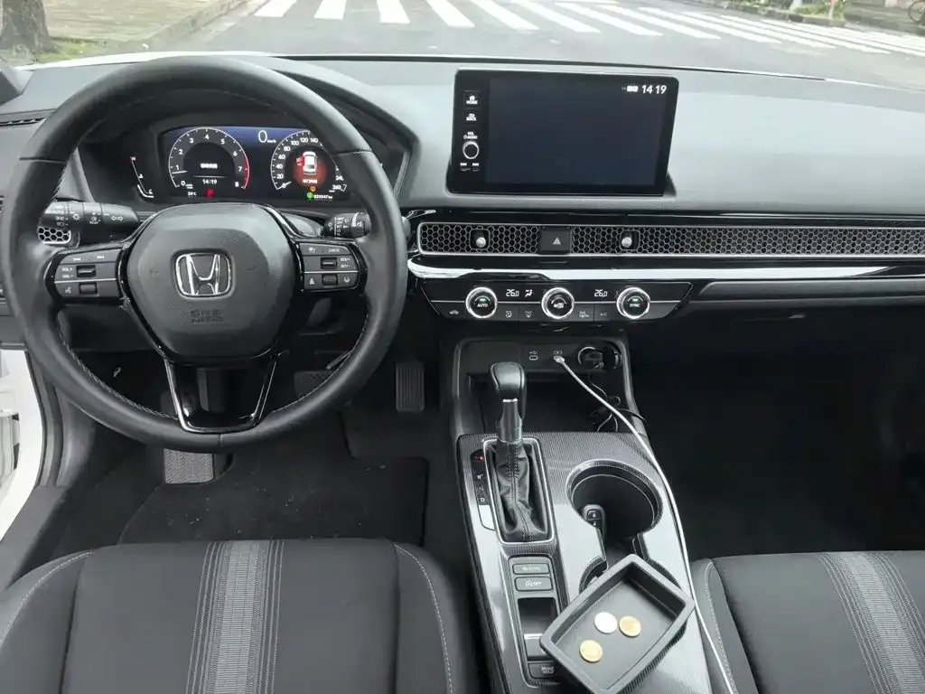 Honda Civic — фото 8