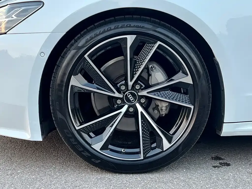 Audi A7 — фото 2