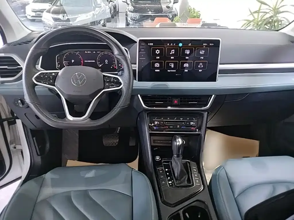Volkswagen Tharu — фото 4