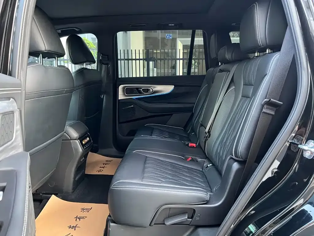 GAC Motor Trumpchi GS8 — фото 9