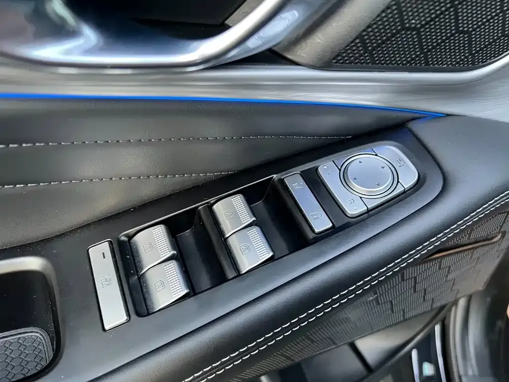 GAC Motor Trumpchi GS8 — фото 3