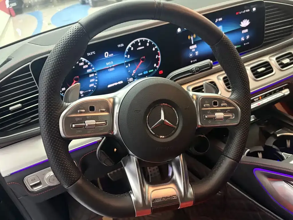 Mercedes-Benz GLE AMG — фото 3