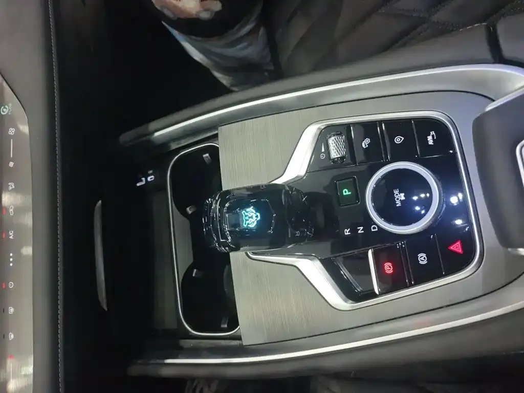 Chery Tiggo 7 PLUS — фото 8