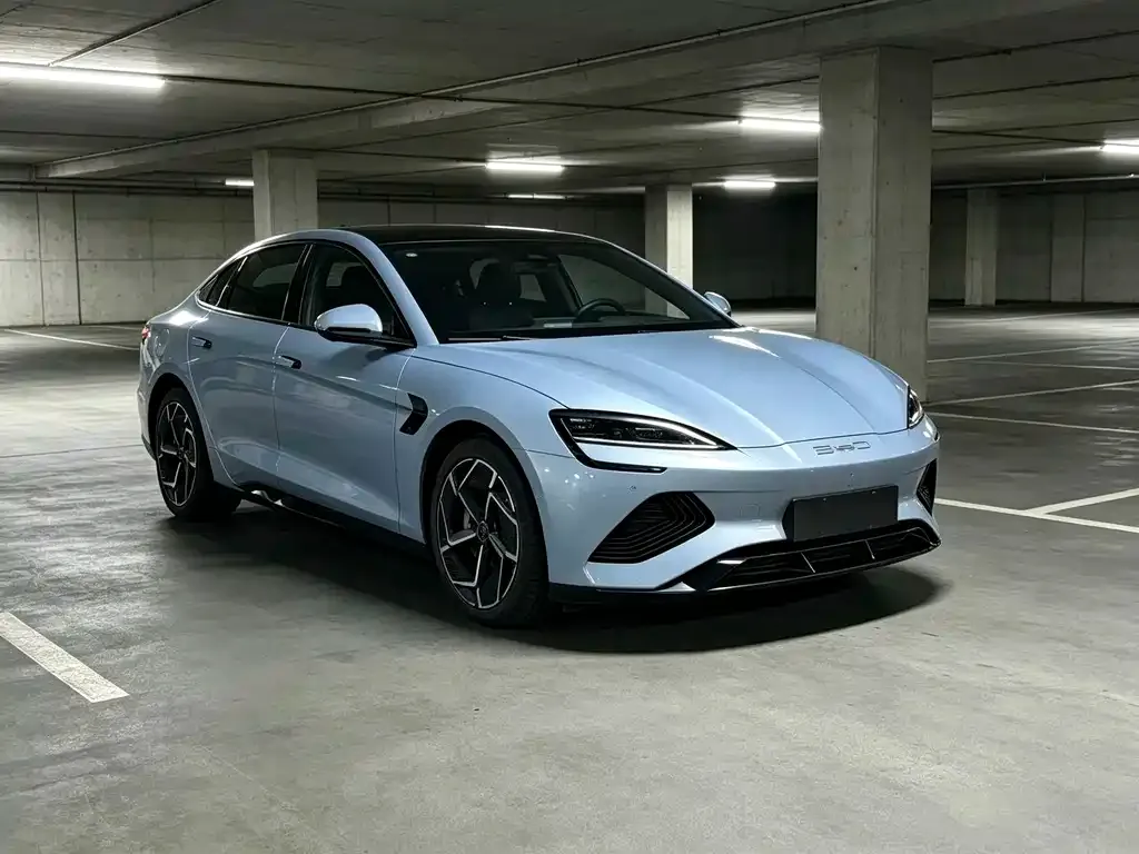 BYD Seal — фото 4