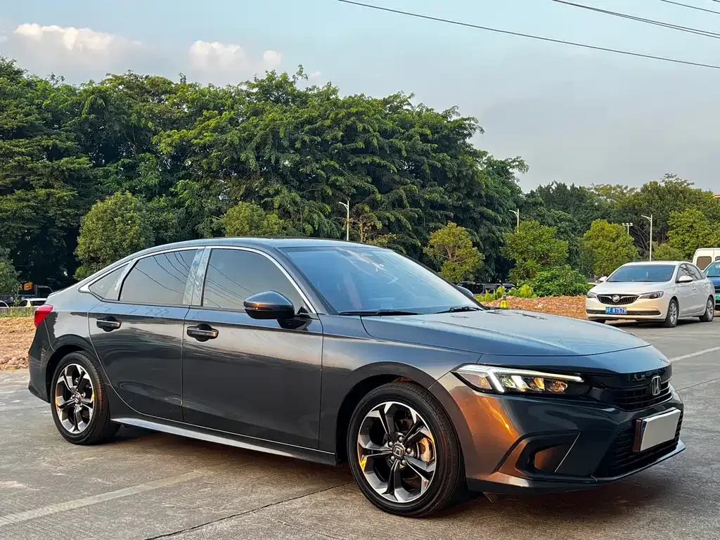 Honda Civic — фото 5