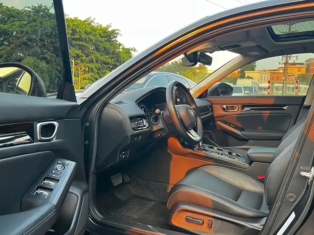Honda Civic — фото 2