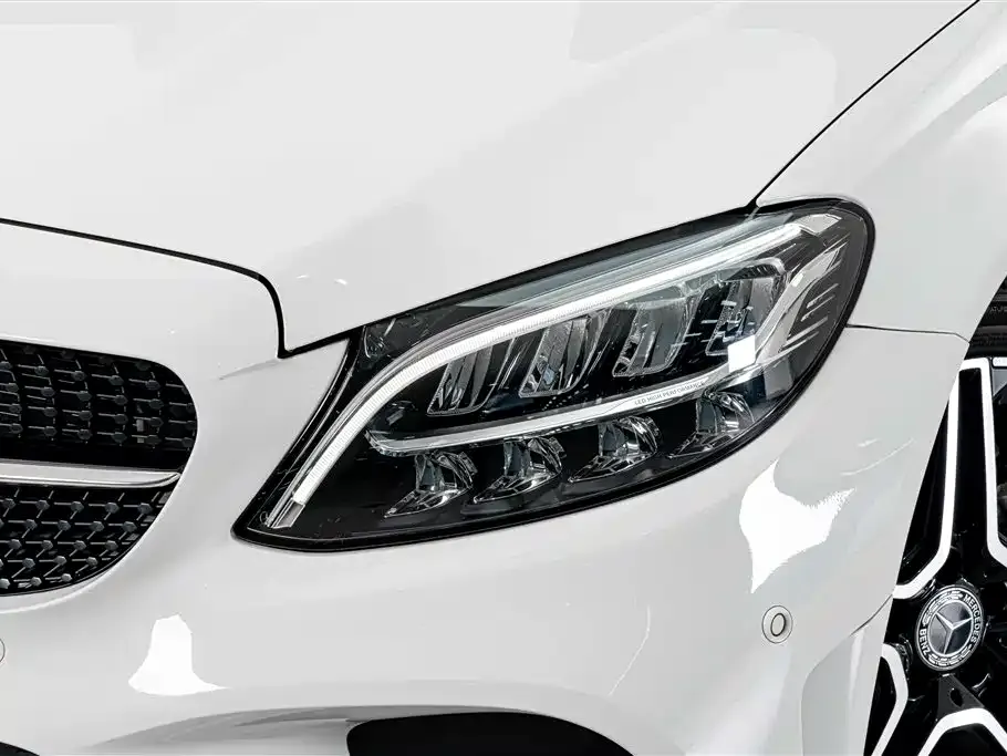 Mercedes-Benz C-Class — фото 10