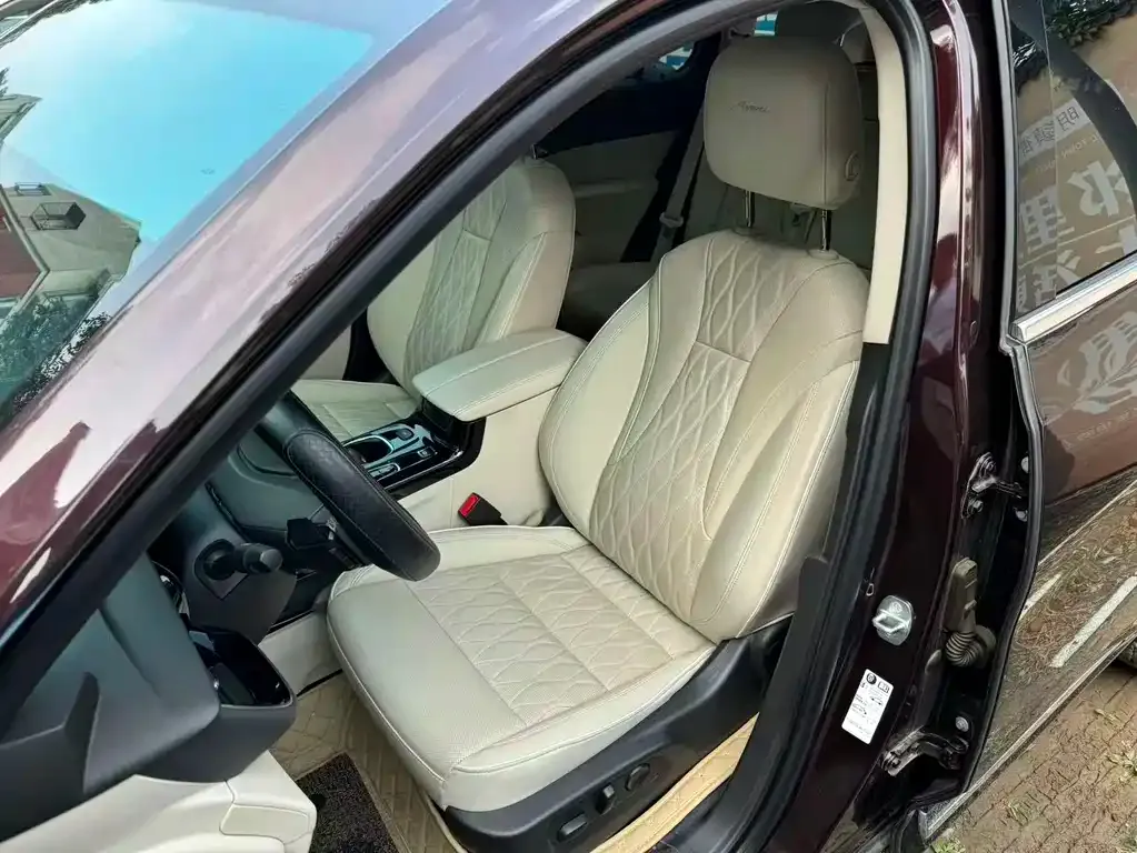Buick Envision Plus — фото 8