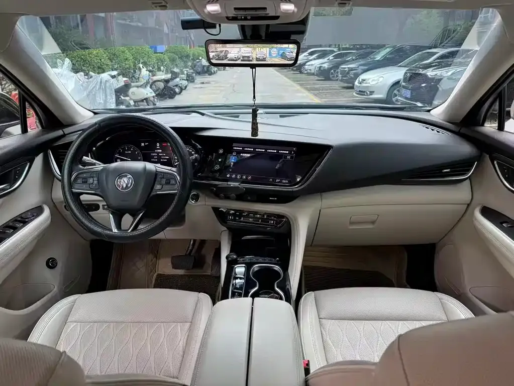 Buick Envision Plus — фото 9
