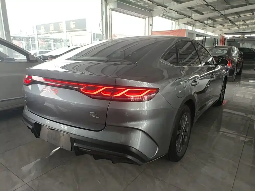 BYD Qin L — фото 5
