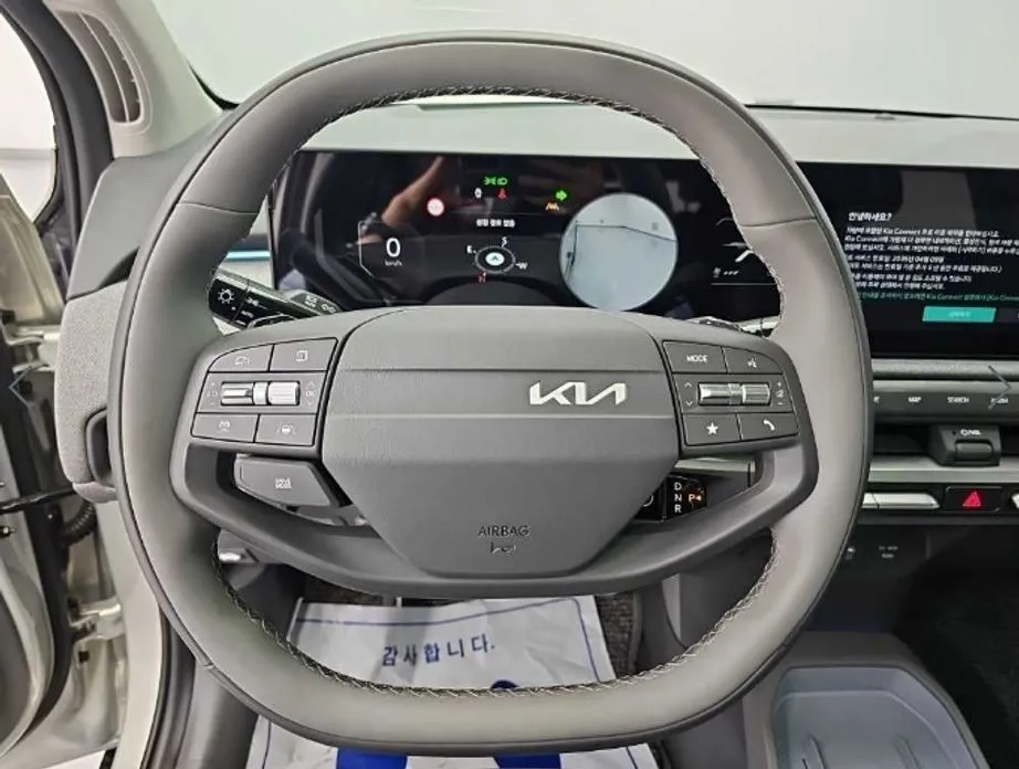 Kia EV3 — фото 10
