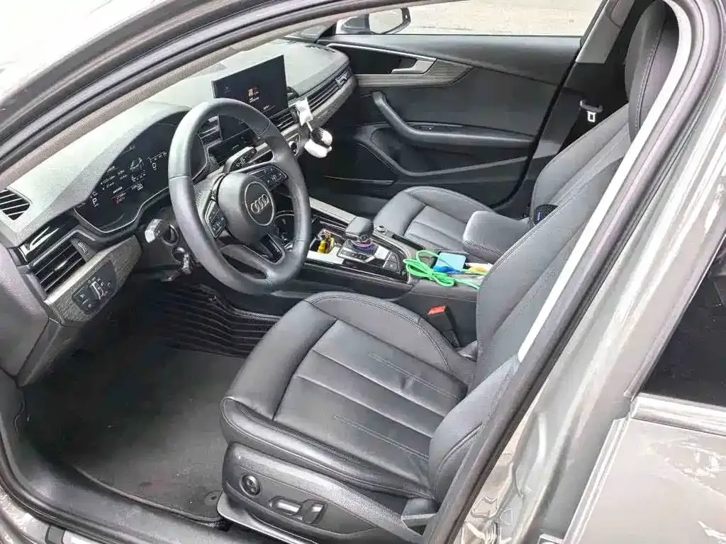 Audi A4 (Import) — фото 4