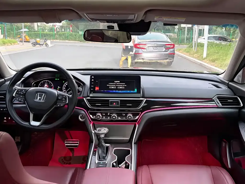 Honda Accord — фото 2