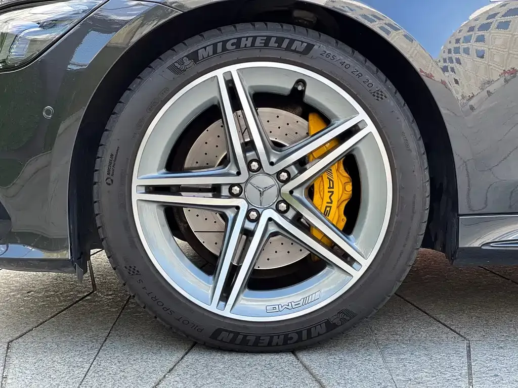 Mercedes-Benz AMG GT — фото 9