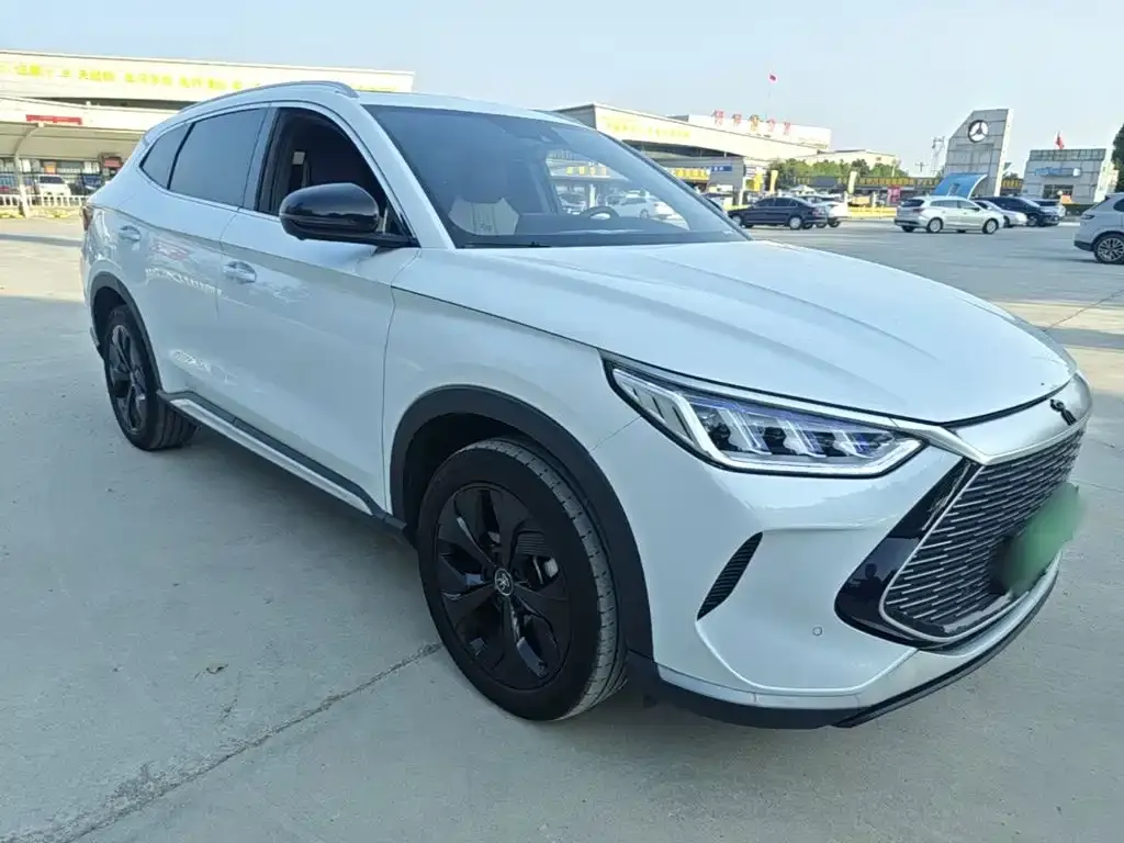 BYD PLUS New Energy — фото 2