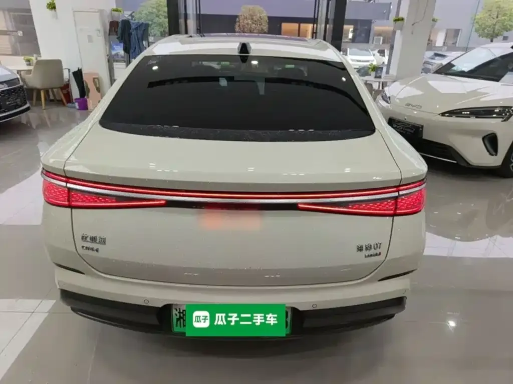 BYD Seal 07 DM-i — фото 7