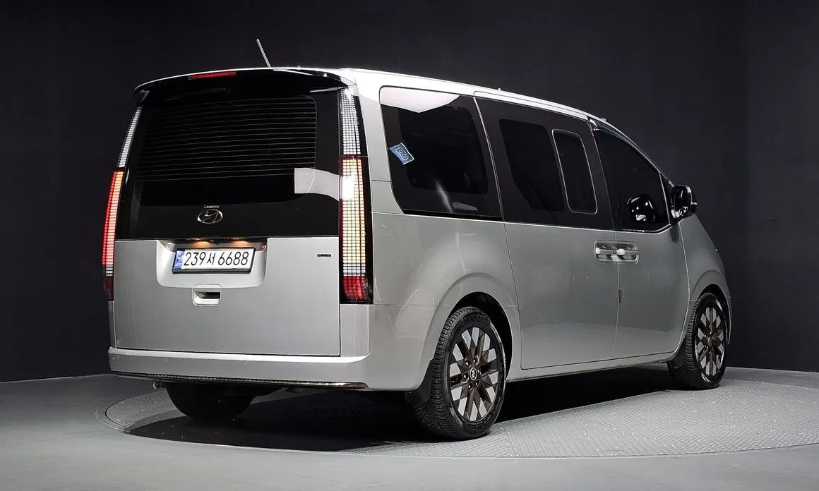 Hyundai Staria — фото 4