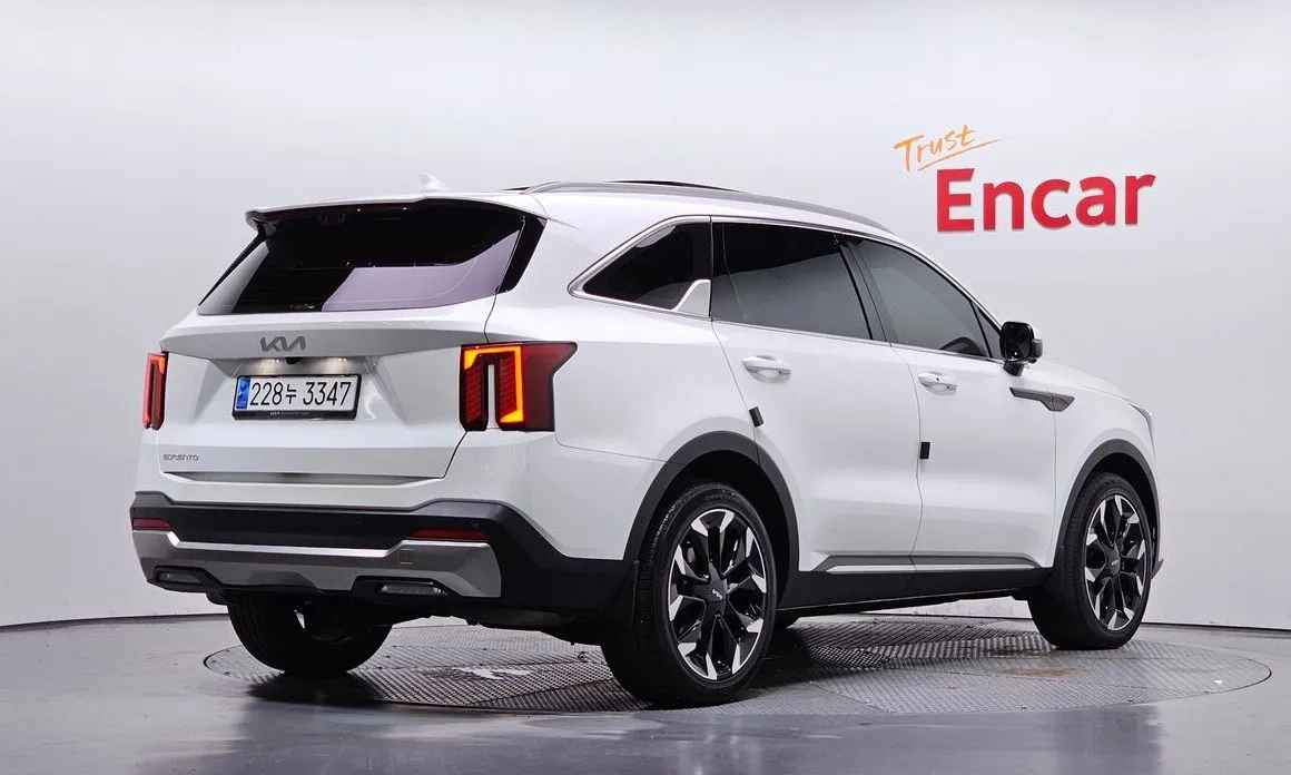 Kia Sorento — фото 4