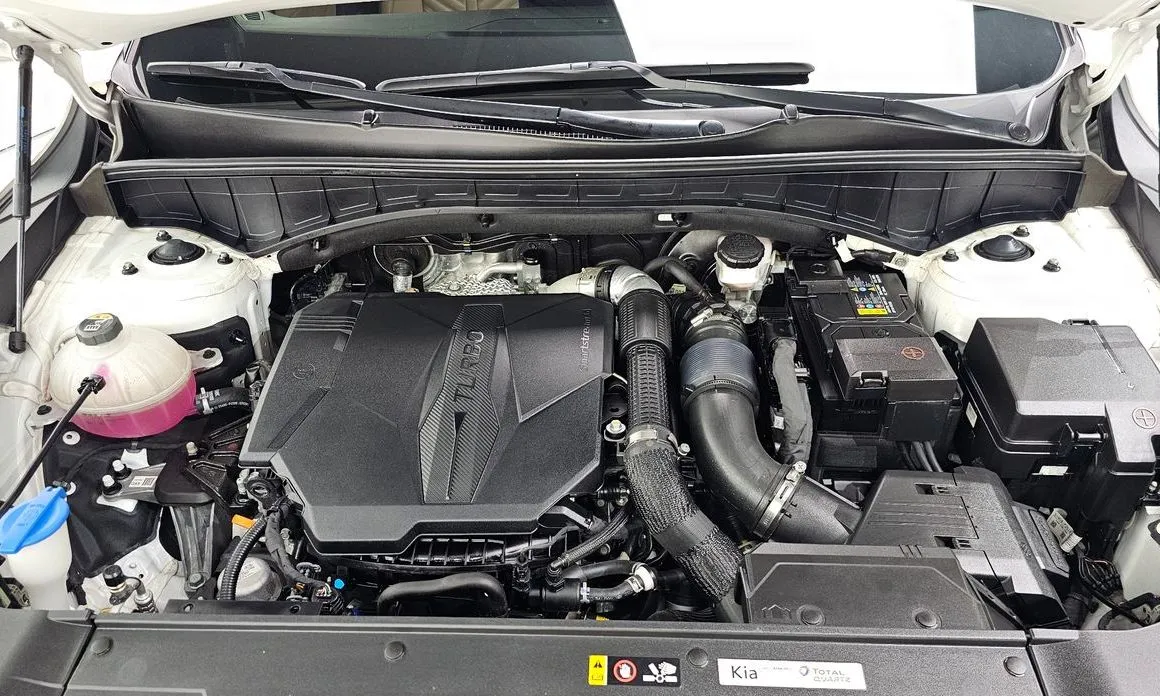 Kia Sorento — фото 6
