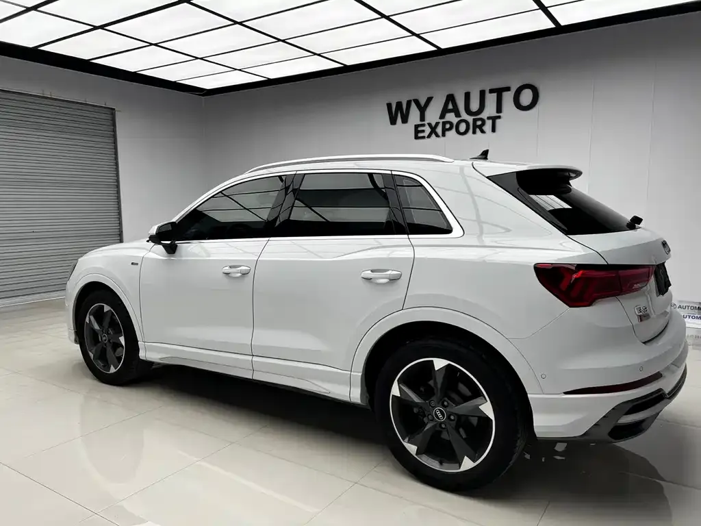 Audi Q3 — фото 6