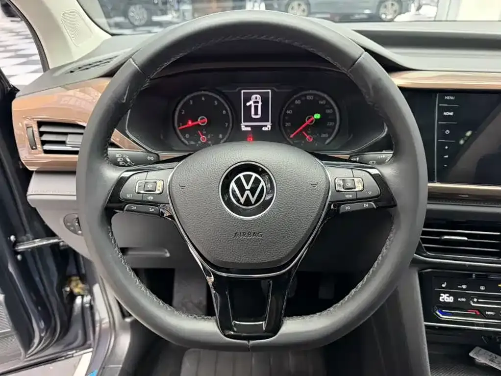Volkswagen Tharu — фото 7