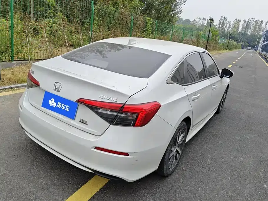 Honda Civic — фото 2