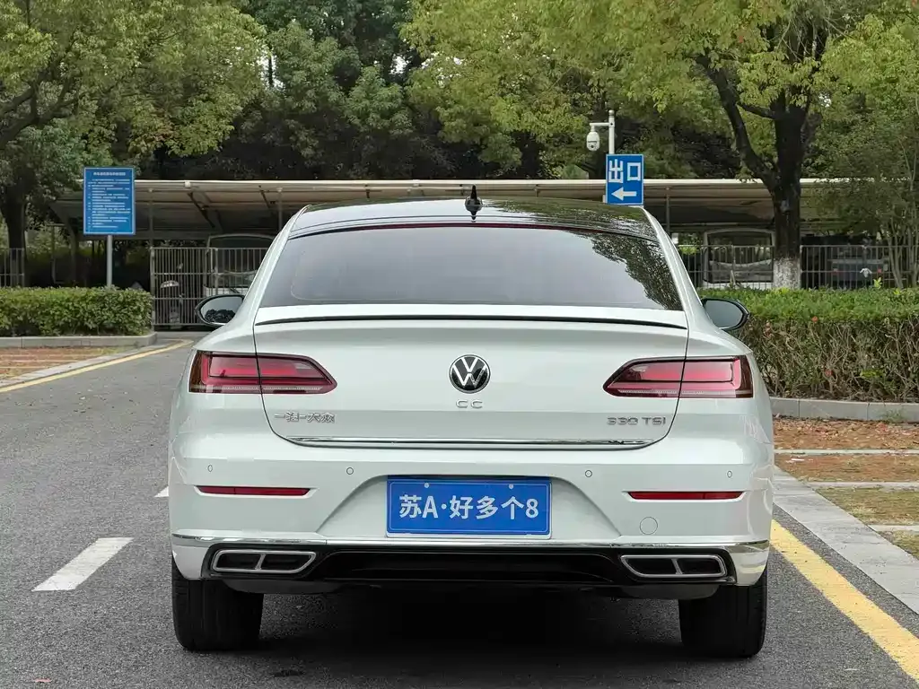 Volkswagen CC — фото 10