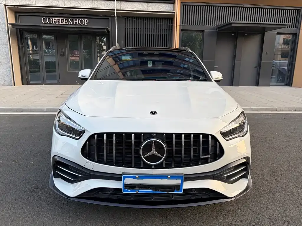 Mercedes-Benz GLA AMG — фото 1
