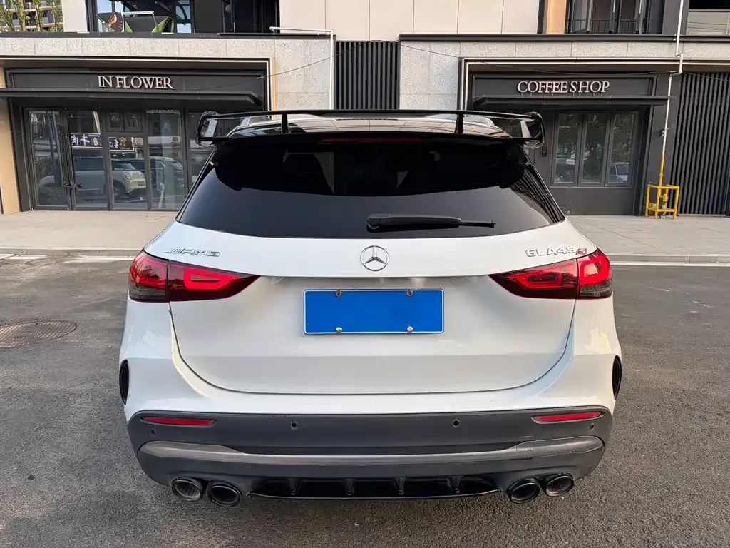 Mercedes-Benz GLA AMG — фото 6