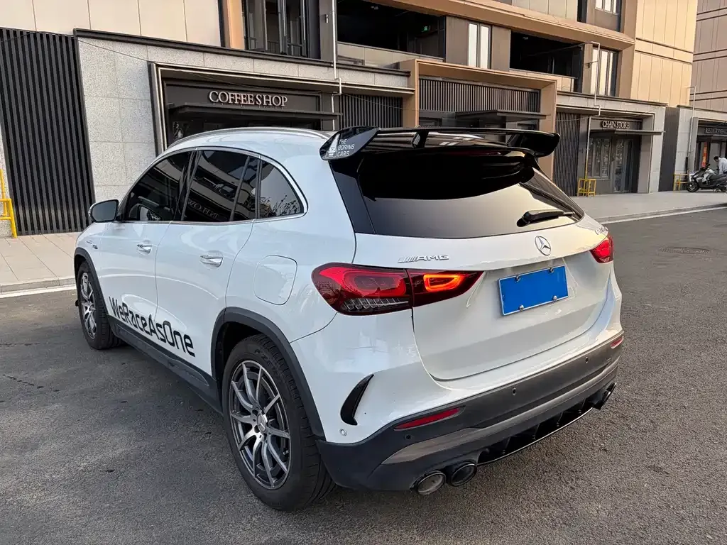 Mercedes-Benz GLA AMG — фото 10