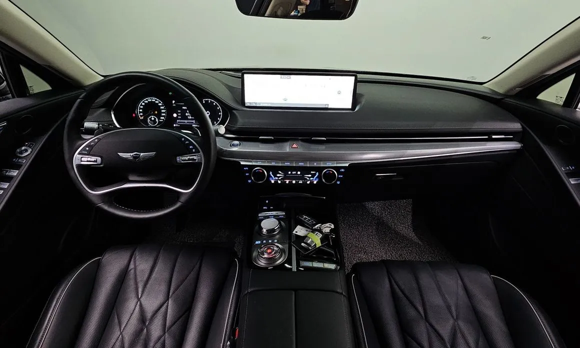 Genesis G80 — фото 10