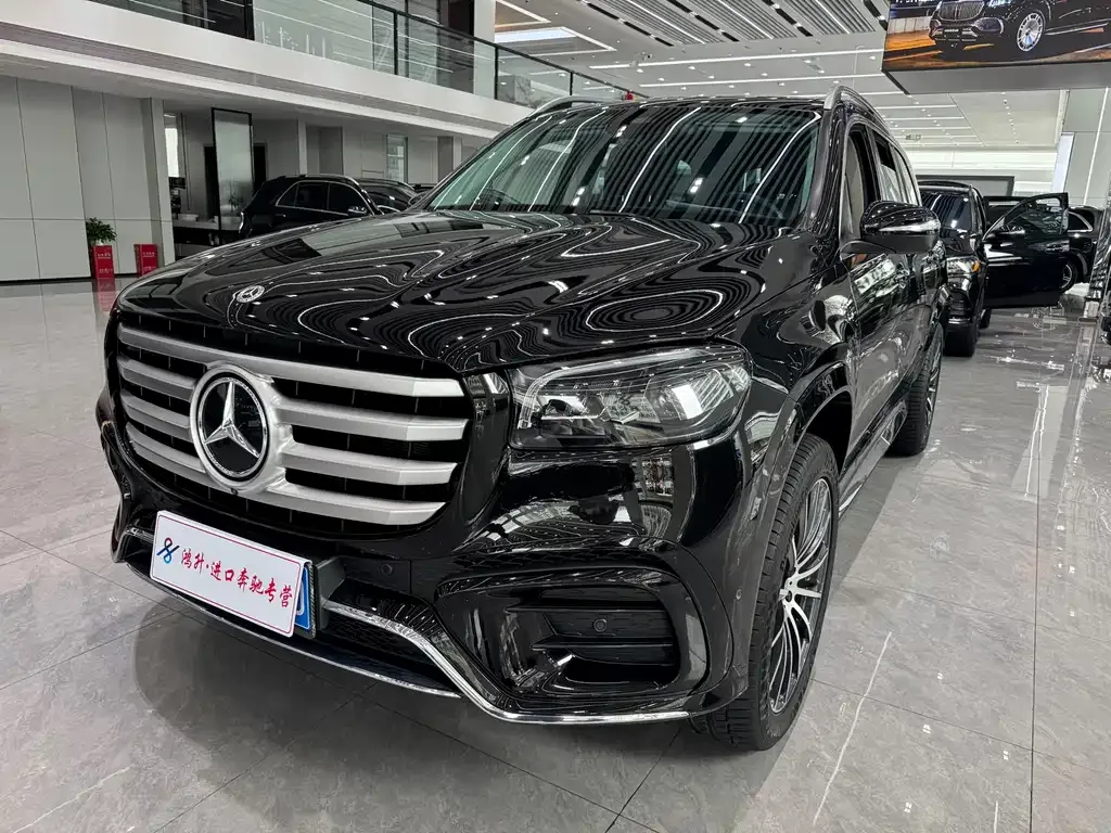 Mercedes-Benz GLS — фото 1