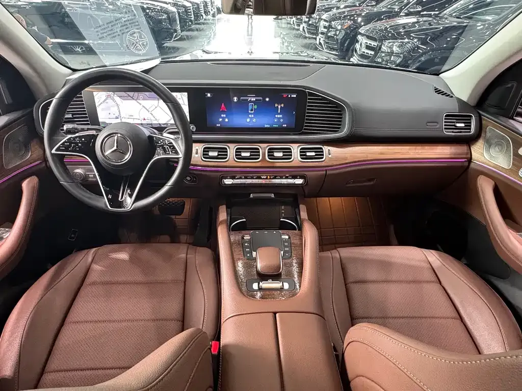 Mercedes-Benz GLS — фото 7