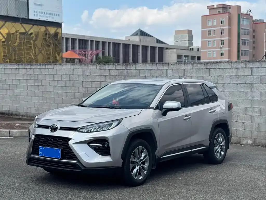 Toyota Wildlander — фото 1