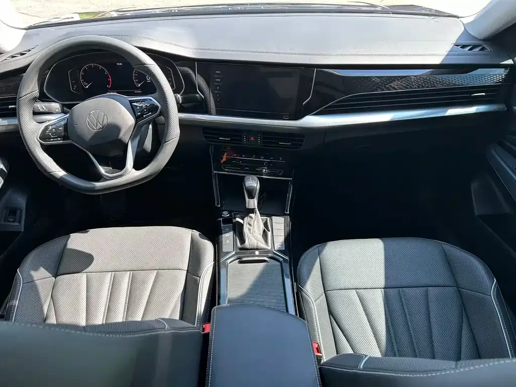 Volkswagen Passat — фото 8