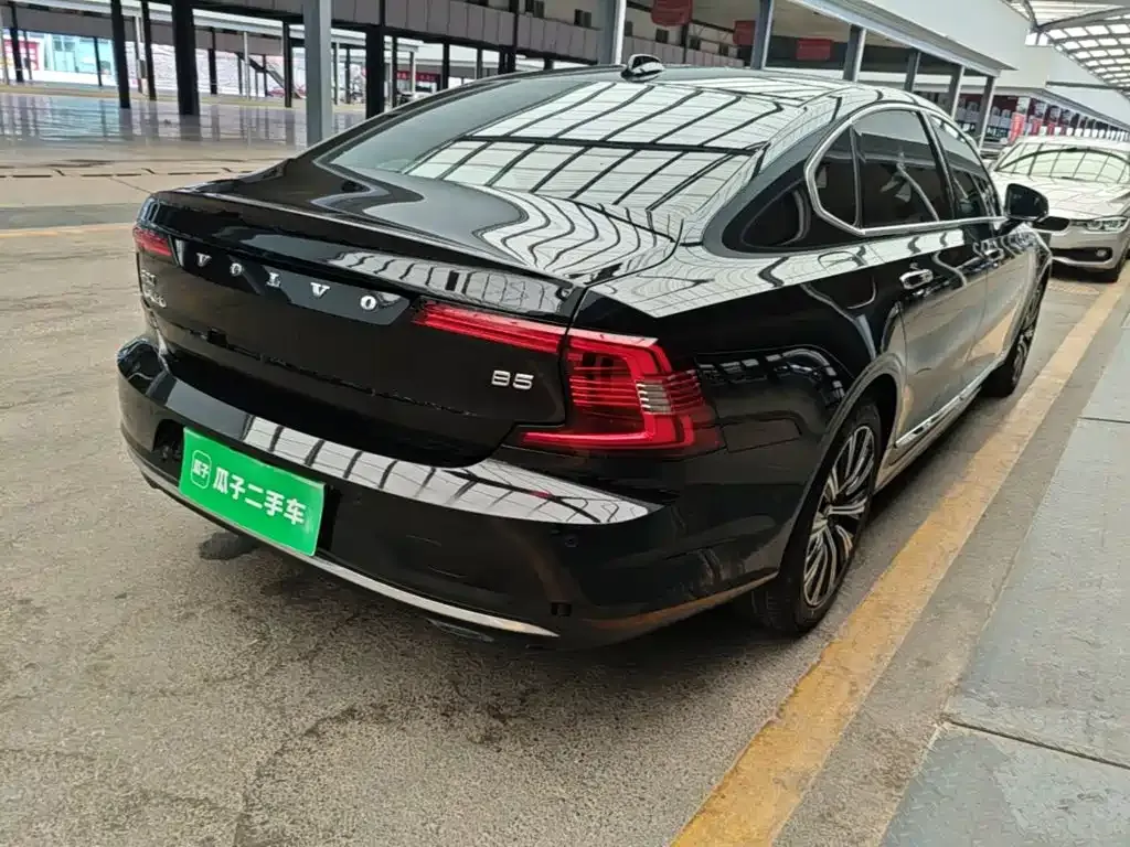 Volvo S90 — фото 8