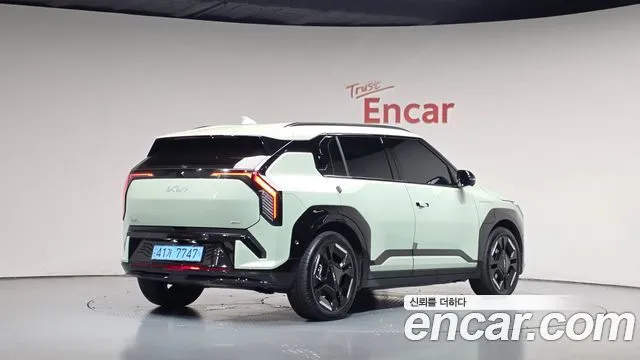 Kia EV3 — фото 8