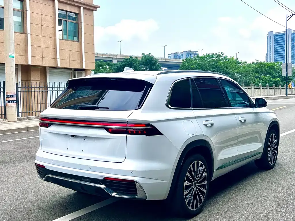 Geely Xingyue L — фото 6
