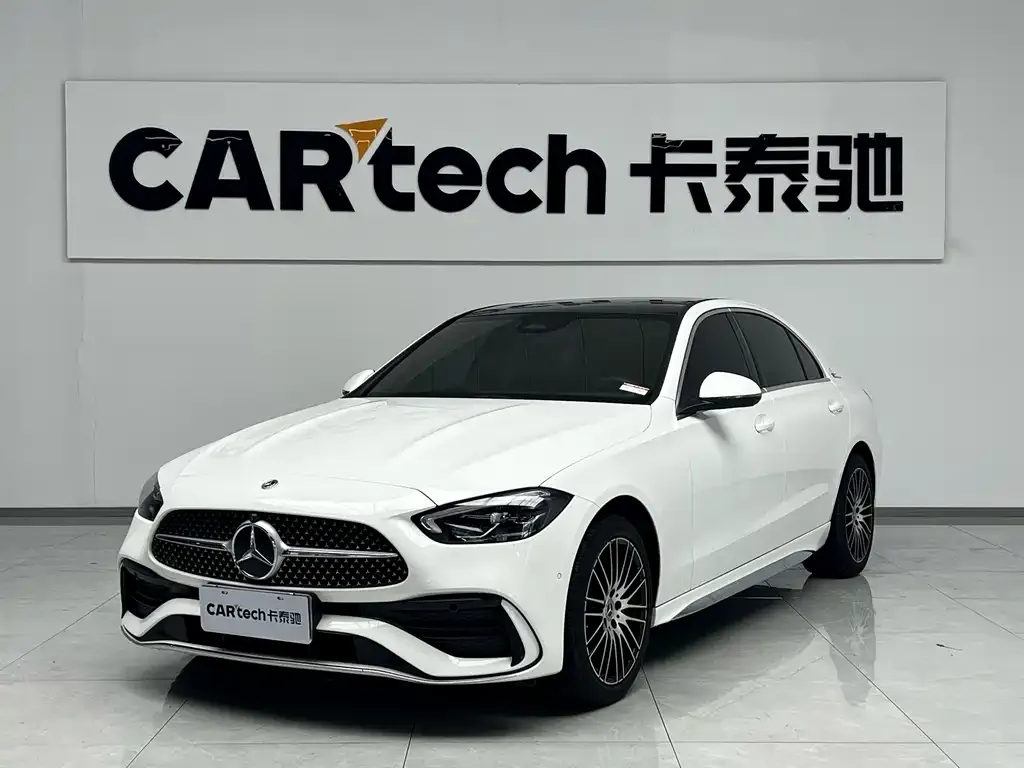 Mercedes-Benz C-Class — фото 1