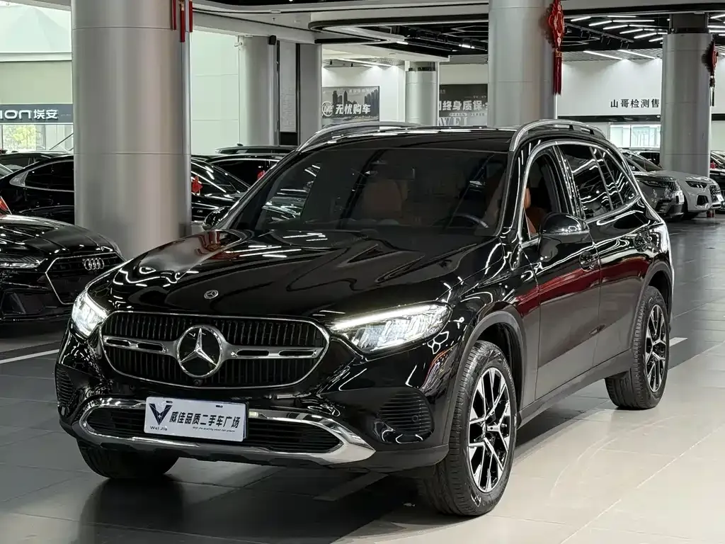 Mercedes-Benz GLC — фото 1