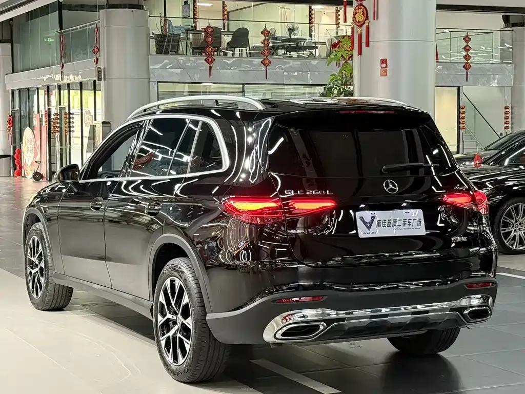Mercedes-Benz GLC — фото 6