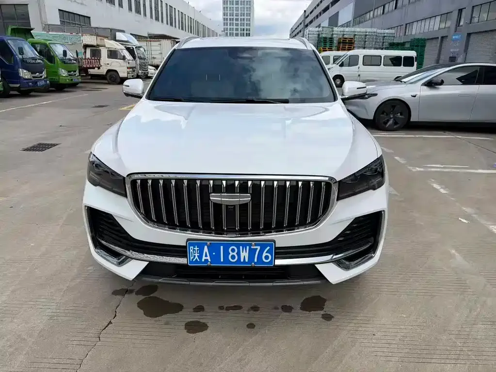 Geely Xingyue L — фото 9