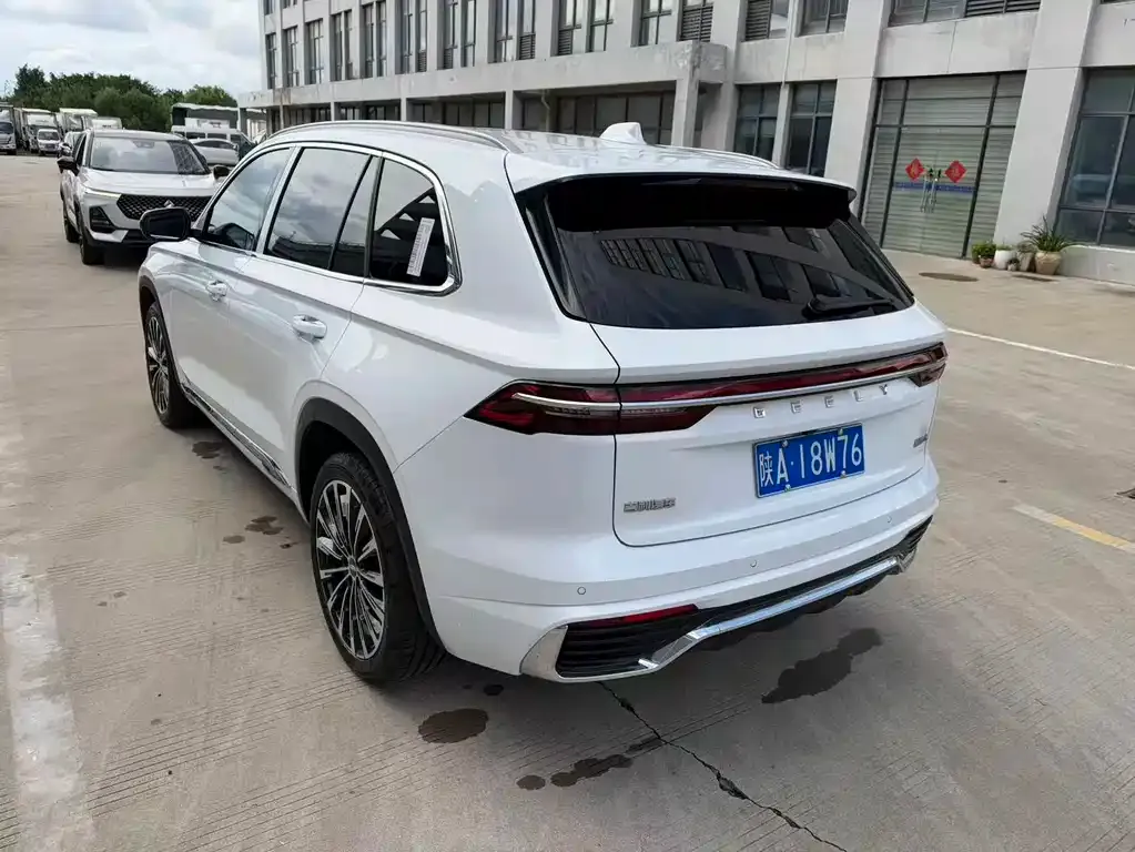 Geely Xingyue L — фото 3