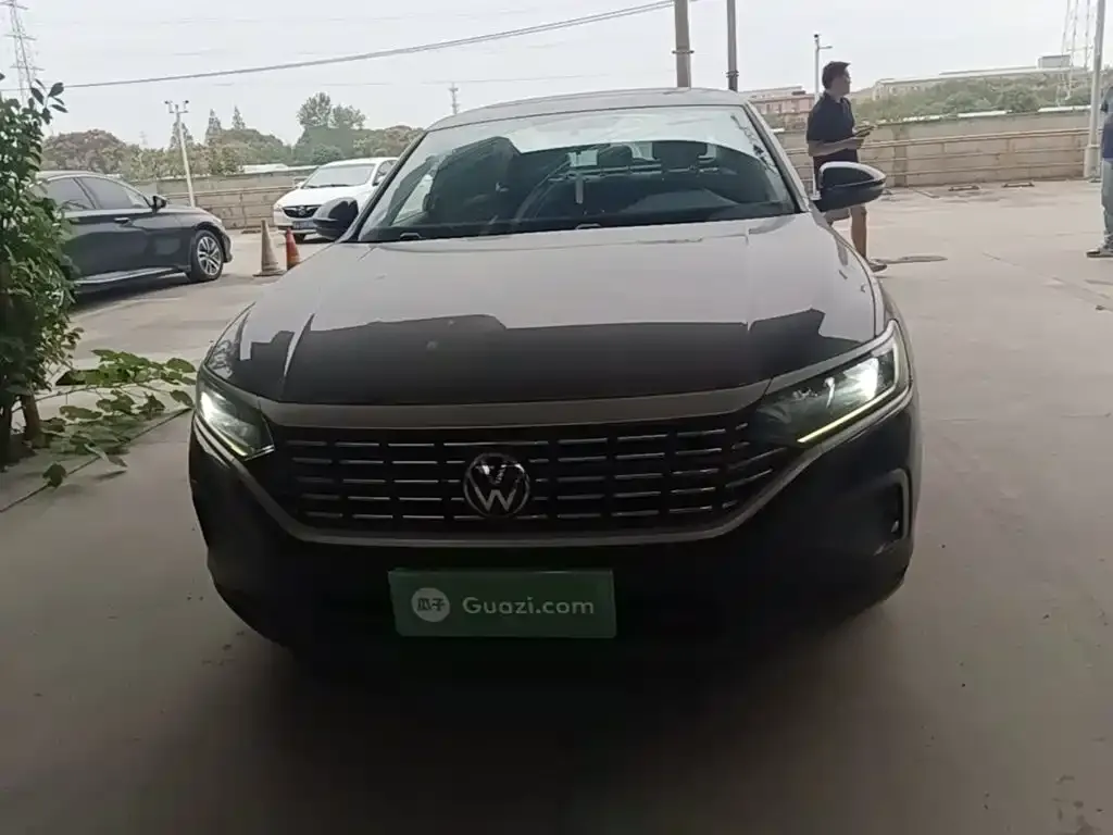 Volkswagen Passat — фото 8