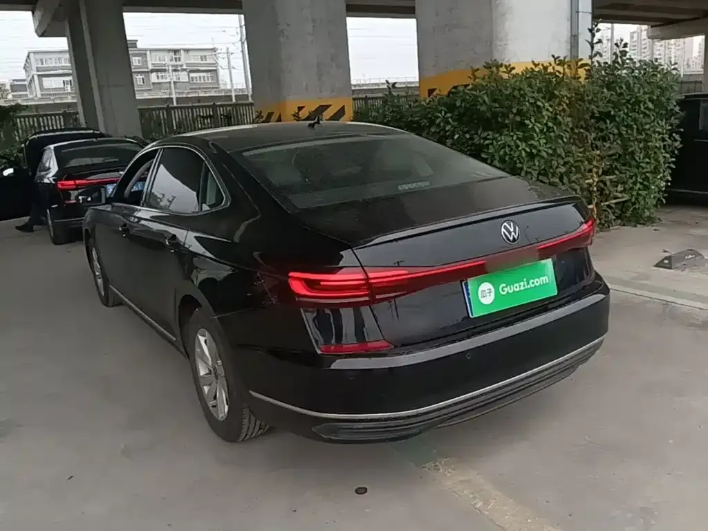 Volkswagen Passat — фото 9